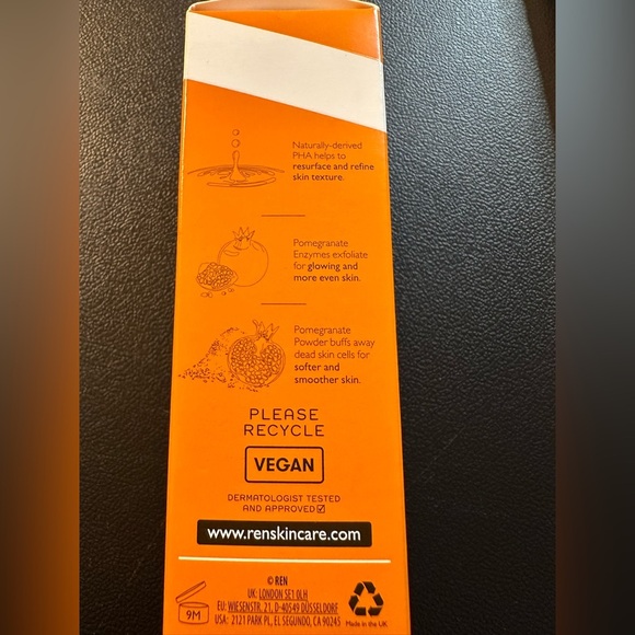 NIB REN Clean Skincare Radiance PHA Exfoliating Facial 50ML - Picture 2 of 7